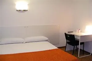 فندق كاتالونيا إكسبريس تاراغونا 2*,