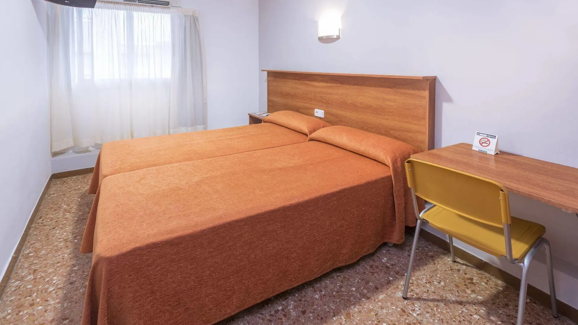 Hotel Catalunya Express Tarragona 2*,  Spain