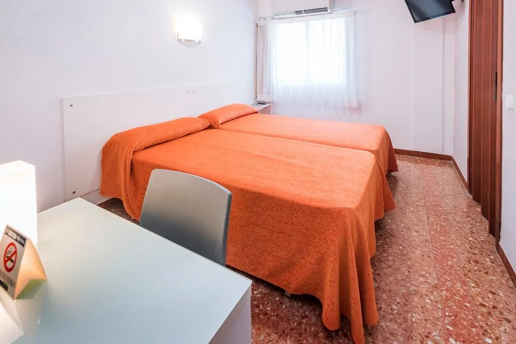 Hotel Catalunya Express Tarragona 2*,